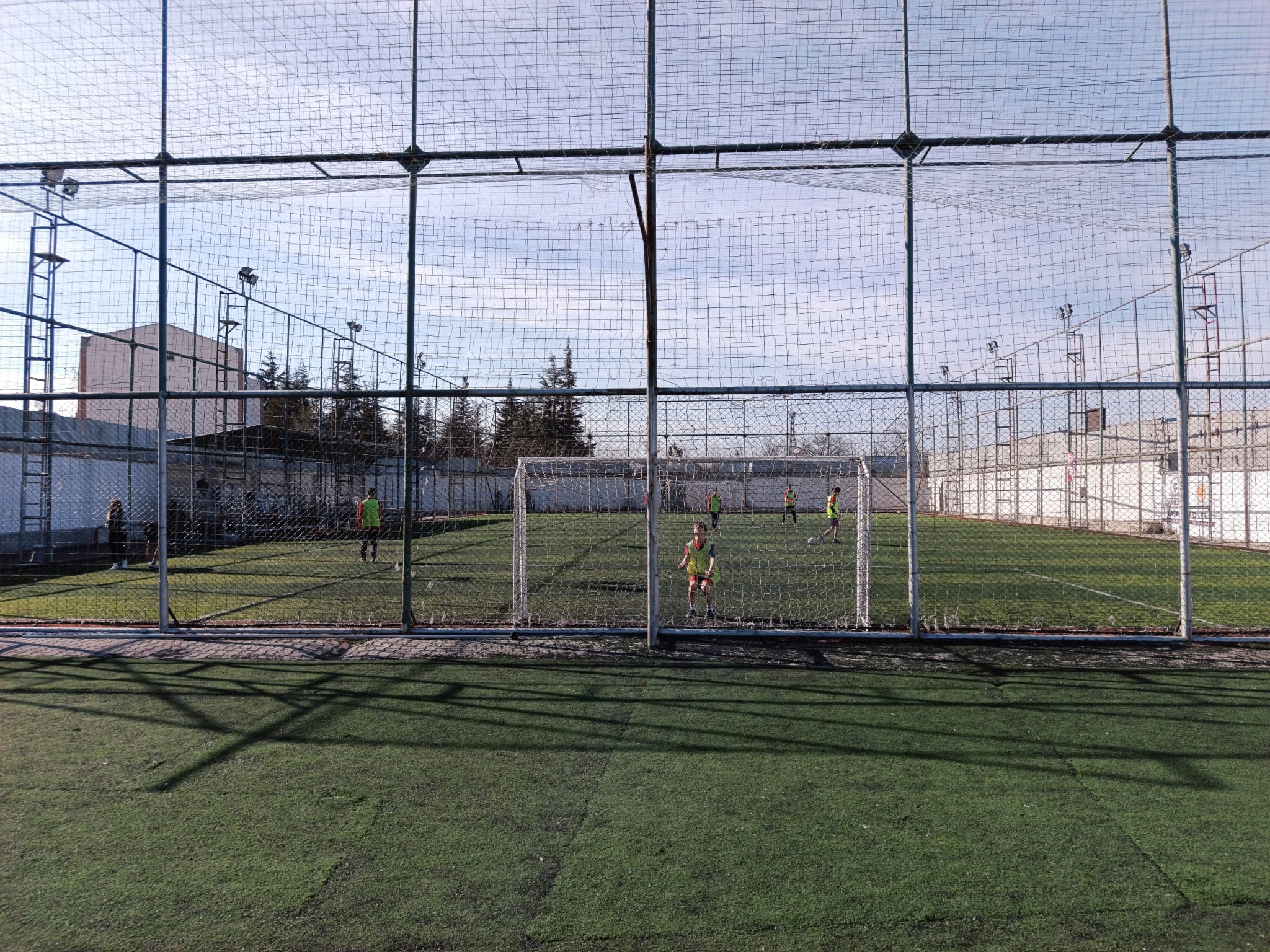 Halı Saha (10)